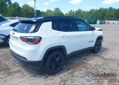2021 Jeep Compass Altitude 4X4 z USA, uszkodzony, nr VIN 3C4NJDBB1MT568792